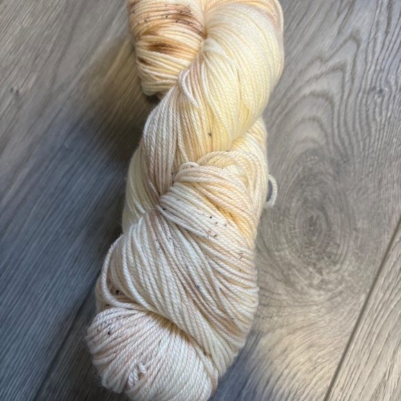 NWT Hand dyed merino wool yarn - Picture 3 of 3